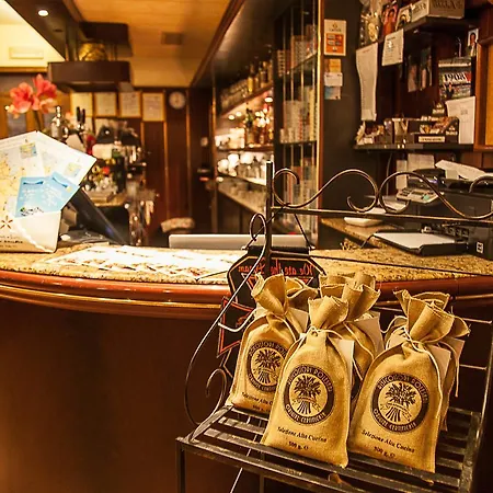 E Ristorante Da Renata Penzion *